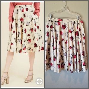 Hellbunny Floral Skirt